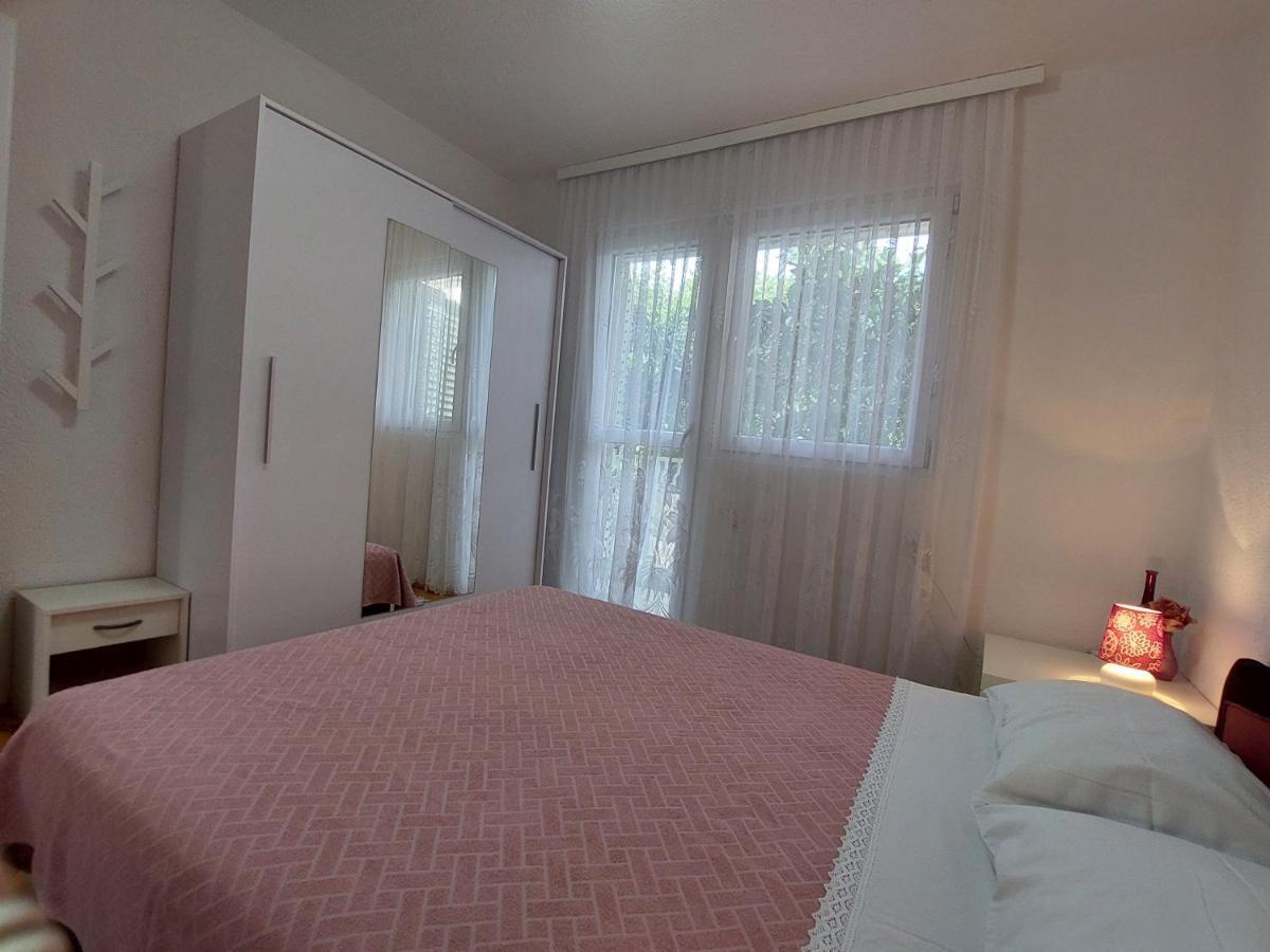 Apartment Emili Марина Экстерьер фото